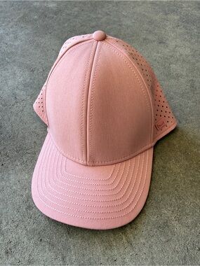 A-Game Hydro Hat, Size S by Melin